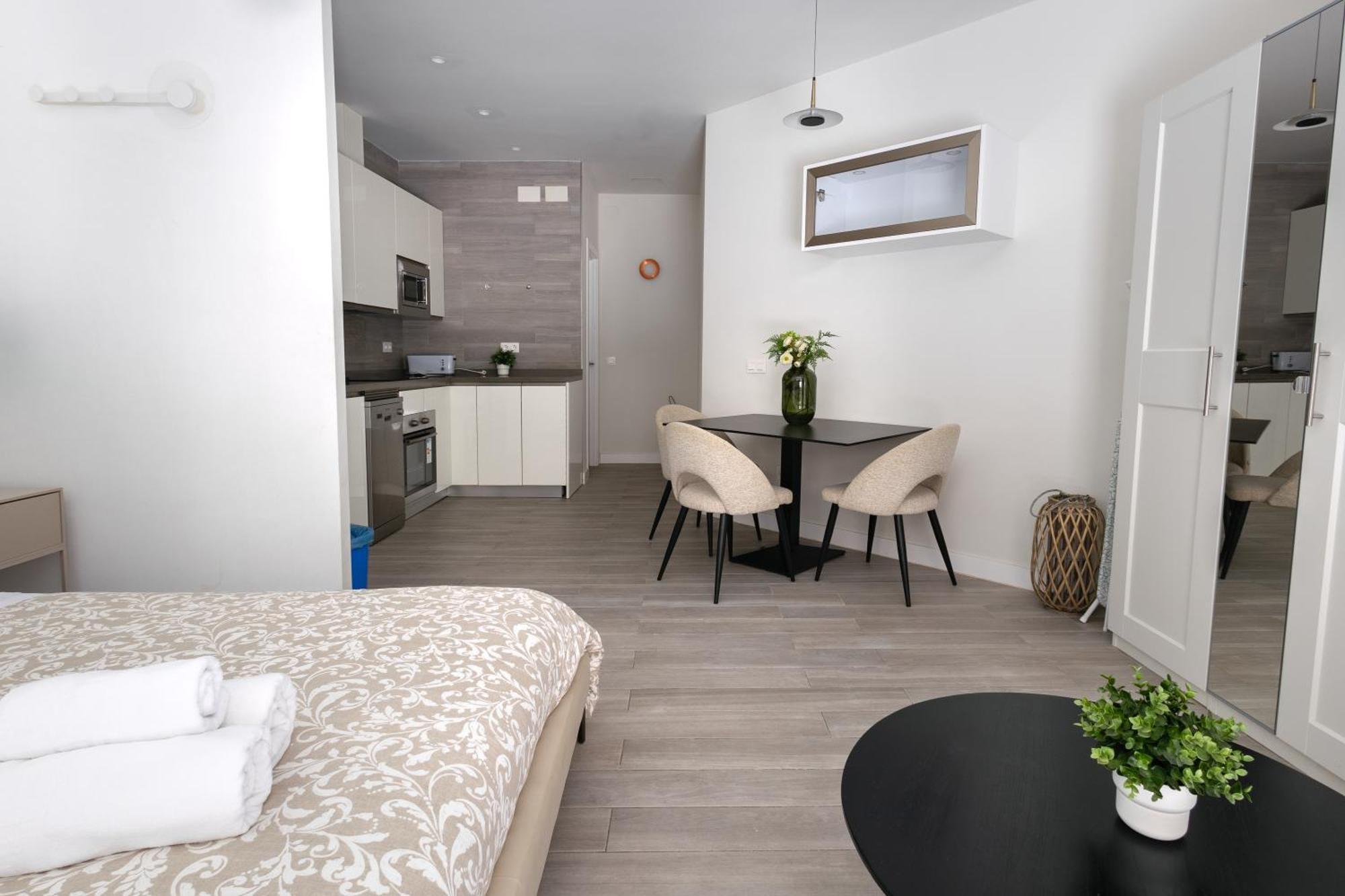 Premium Malagueta Suite Málaga Eksteriør bilde